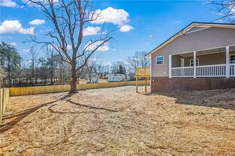 Exterior - 116 Knight St, King, NC 27021 photo 2 of 7