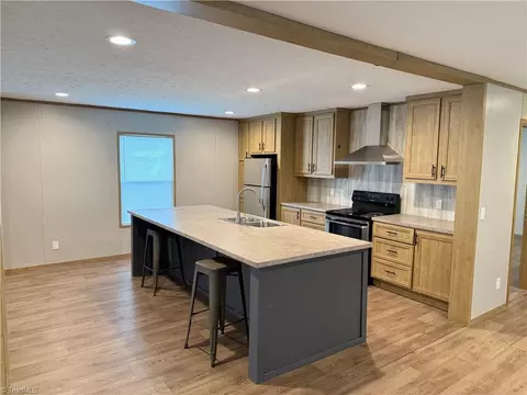 6064 Nc Highway 66, King, NC 27021 photo 10
