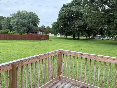 6064 Nc Highway 66, King, NC 27021 photo 6