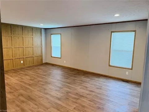 6064 Nc Highway 66, King, NC 27021 photo 9