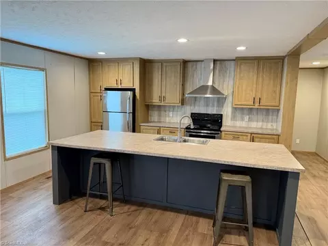 6064 Nc Highway 66, King, NC 27021 photo 12