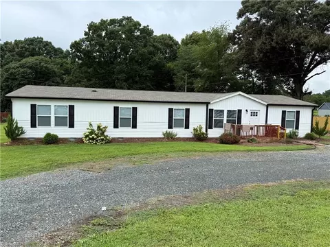 6064 Nc Highway 66, King, NC 27021