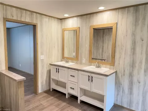 6064 Nc Highway 66, King, NC 27021 photo 18