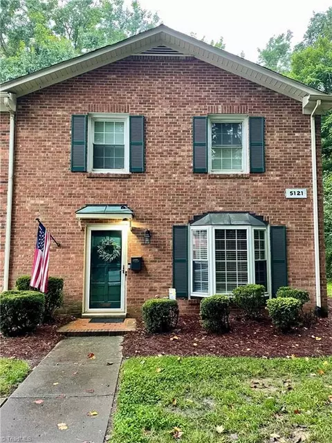 5121 Lawndale Dr #G, Greensboro, NC 27455