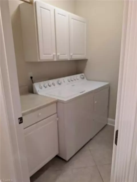 4134 Coachmans Ct, High Point, NC 27265 photo 18