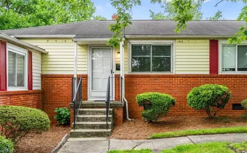 1817 Mimosa Dr, Greensboro, NC 27403