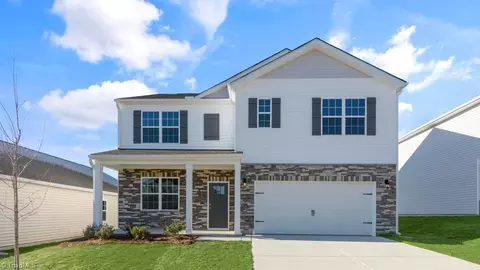 7029 Saddlebred Dr, Trinity, NC 27370