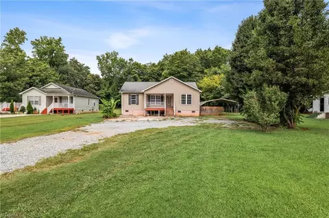 602 Old Linwood Rd, Lexington, NC 27292