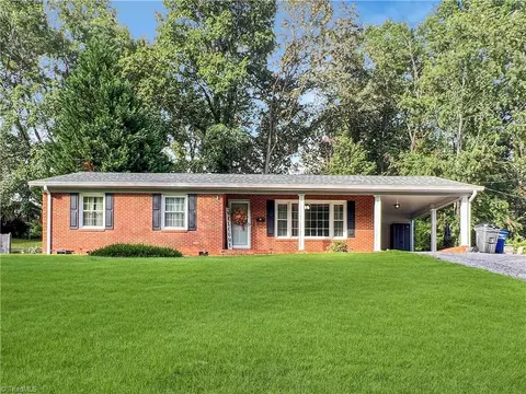 1508 Cedar Ln, Wilkesboro, NC 28697