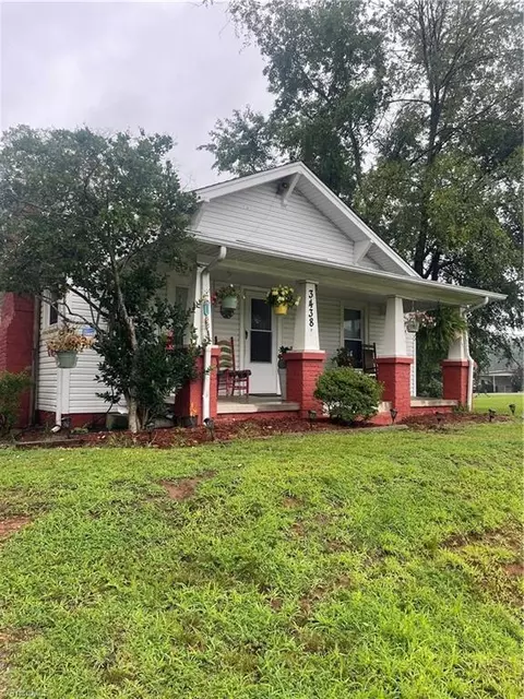 3438 Dillon Rd, Jamestown, NC 27282