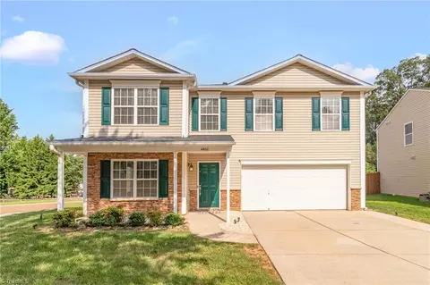 4461 Westhill Pl, Kernersville, NC 27284