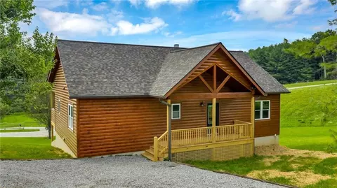 394 Bear Den Rd, Sparta, NC 28675