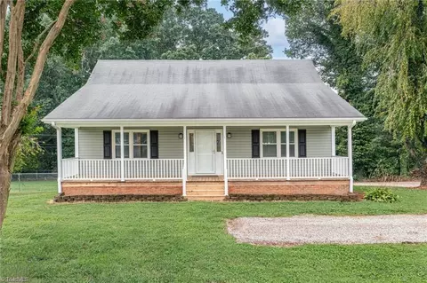 900 Reynolds Rd, Lewisville, NC 27023