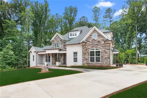 Exterior - 8015 Cranston Ct, Oak Ridge, NC 27310 photo 3 of 8
