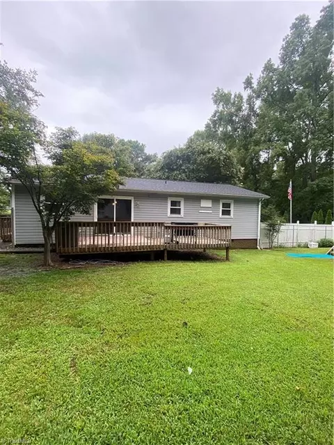 Exterior - 4966 Fairview Ct, Trinity, NC 27370 photo 5 of 17