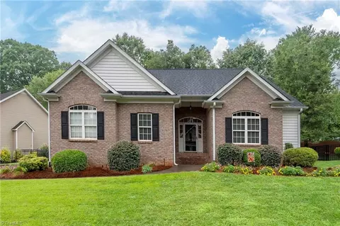 4032 Clinard Rd, Clemmons, NC 27012