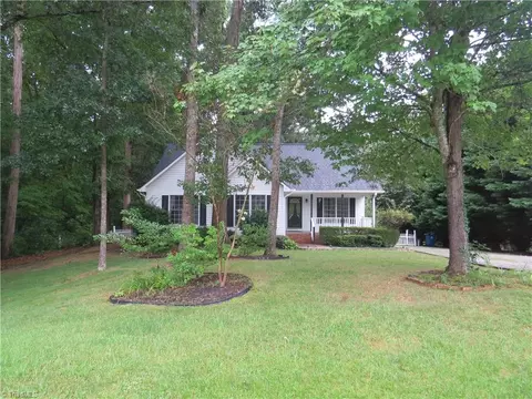 3000 Beville Forest Dr, Browns Summit, NC 27214
