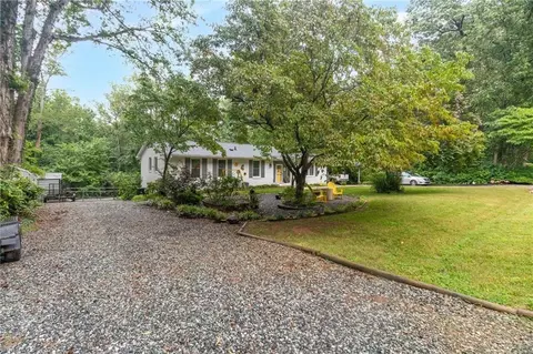 2909 Charolais Dr, Greensboro, NC 27406