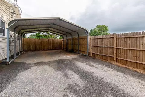 Exterior - 4043 Rollingwood Dr, Trinity, NC 27370 photo 5 of 5