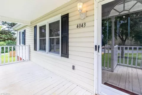 Exterior - 4043 Rollingwood Dr, Trinity, NC 27370 photo 4 of 5