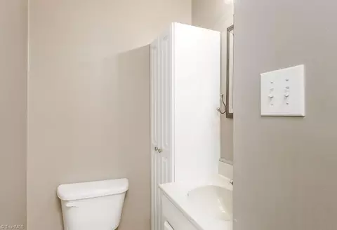 Bath - 4043 Rollingwood Dr, Trinity, NC 27370 photo 1 of 2