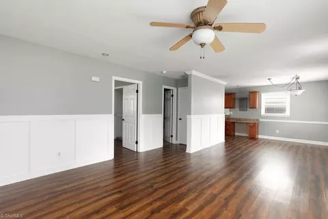 Living - 4043 Rollingwood Dr, Trinity, NC 27370 photo 1 of 4