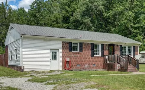 10288 W Us Highway 158 W, Ruffin, NC 27326