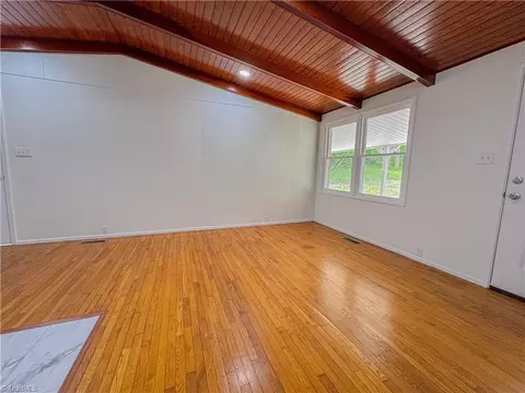 Living - 5326 Nola St, Trinity, NC 27370 photo 1 of 3