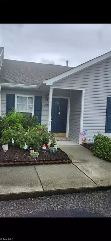 1003 Glen Gate Cir, Kernersville, NC 27284