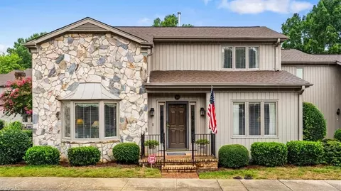 14 Ramsgate Ct, Greensboro, NC 27403
