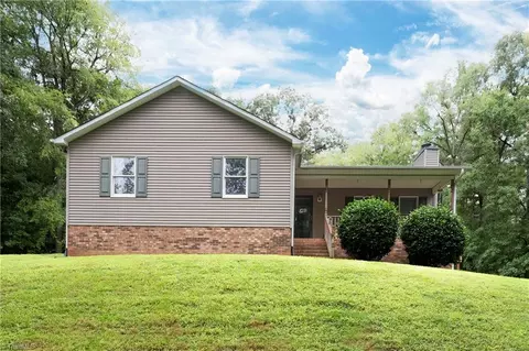 2408 Milling Rd, Mocksville, NC 27028