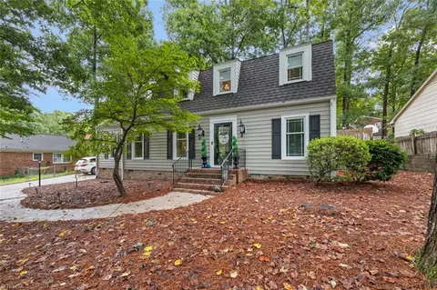 1307 Hempshire Ct, High Point, NC 27262