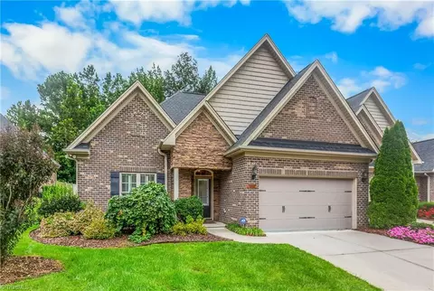 2226 Renaissance Ln, High Point, NC 27262