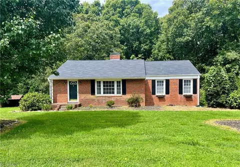 1102 Kerner Rd, Kernersville, NC 27284