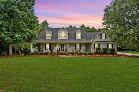 4219 River Bluff Dr, Denton, NC 27239