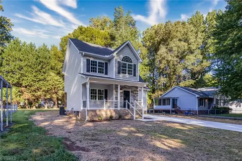 3417 Derby Pl, Greensboro, NC 27405