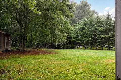 Exterior - 1070 Tom Gordon Rd, King, NC 27021 photo 3 of 3