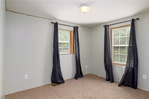 Bedroom - 1070 Tom Gordon Rd, King, NC 27021 photo 4 of 4