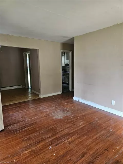 812 Arlington St, High Point, NC 27260