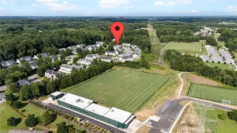View/Area - 428 Sandybrooke Dr, High Point, NC 27265 photo 1 of 5