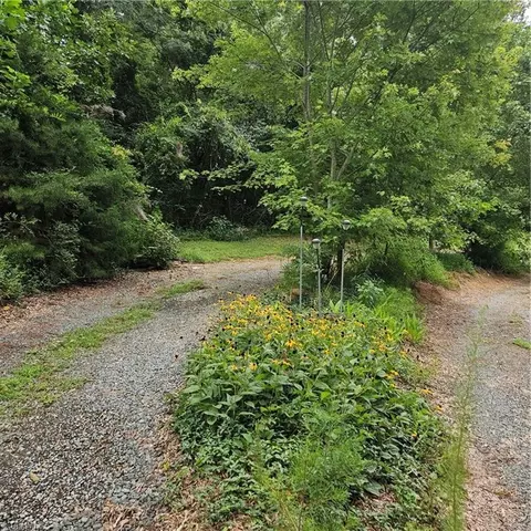 Exterior - 1739 Denny Rd, King, NC 27021 photo 5 of 6