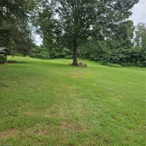 Exterior - 1739 Denny Rd, King, NC 27021 photo 2 of 6