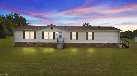 523 Old Mill Farm Rd, Lexington, NC 27295