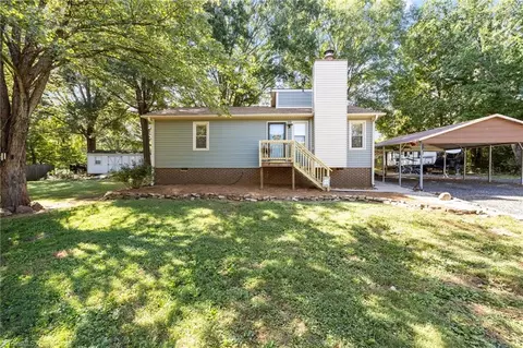 304 Washington Ext W, Mayodan, NC 27027
