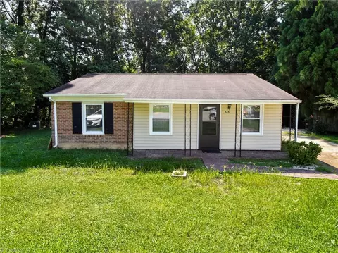 848 Charles Ct, Winston Salem, NC 27107