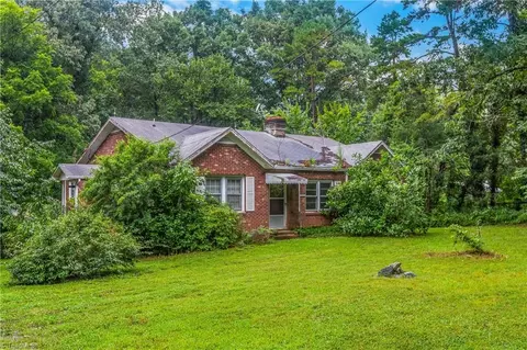 132 Horneytown Rd, High Point, NC 27265