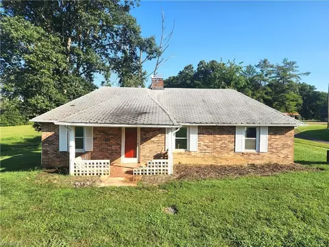 7118 W Nc Highway 89, Westfield, NC 27053