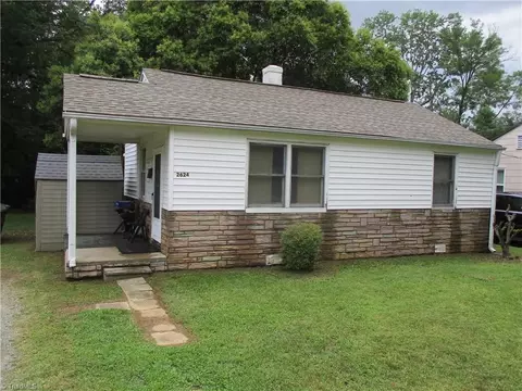 2624 Ludwig St, Winston Salem, NC 27107