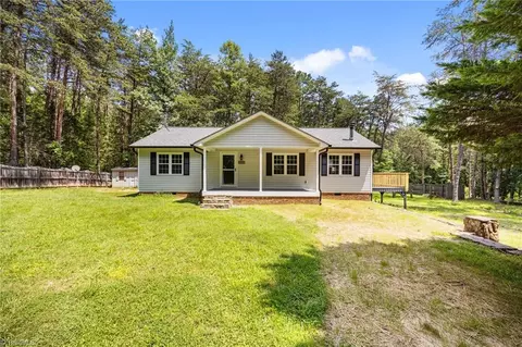284 Turkey Ridge Trl, Yanceyville, NC 27379