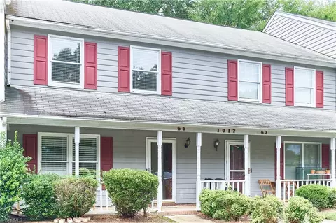 1017 Glendale Dr #65, Greensboro, NC 27406